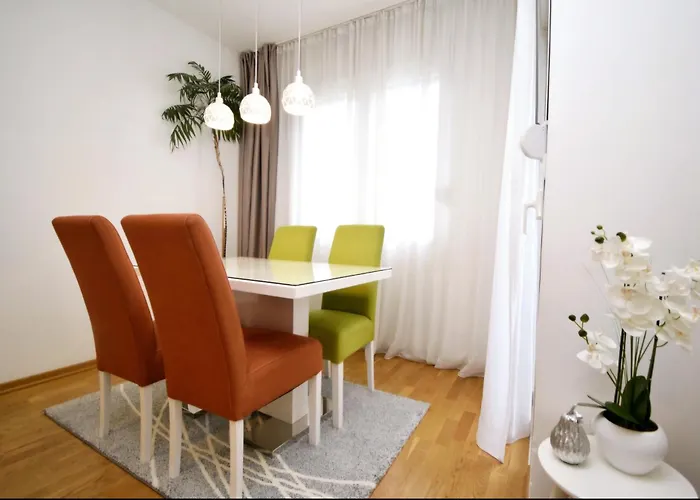 Apartment Comfort Art Zone *